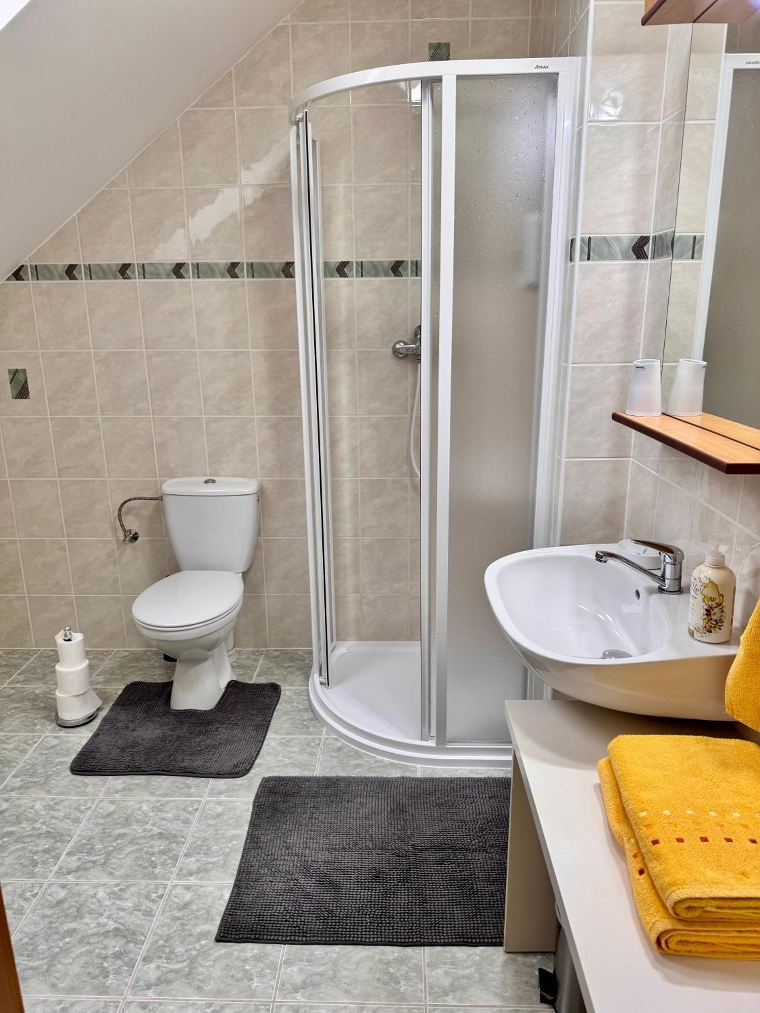 Ji Apartment Modřice Buitenkant foto