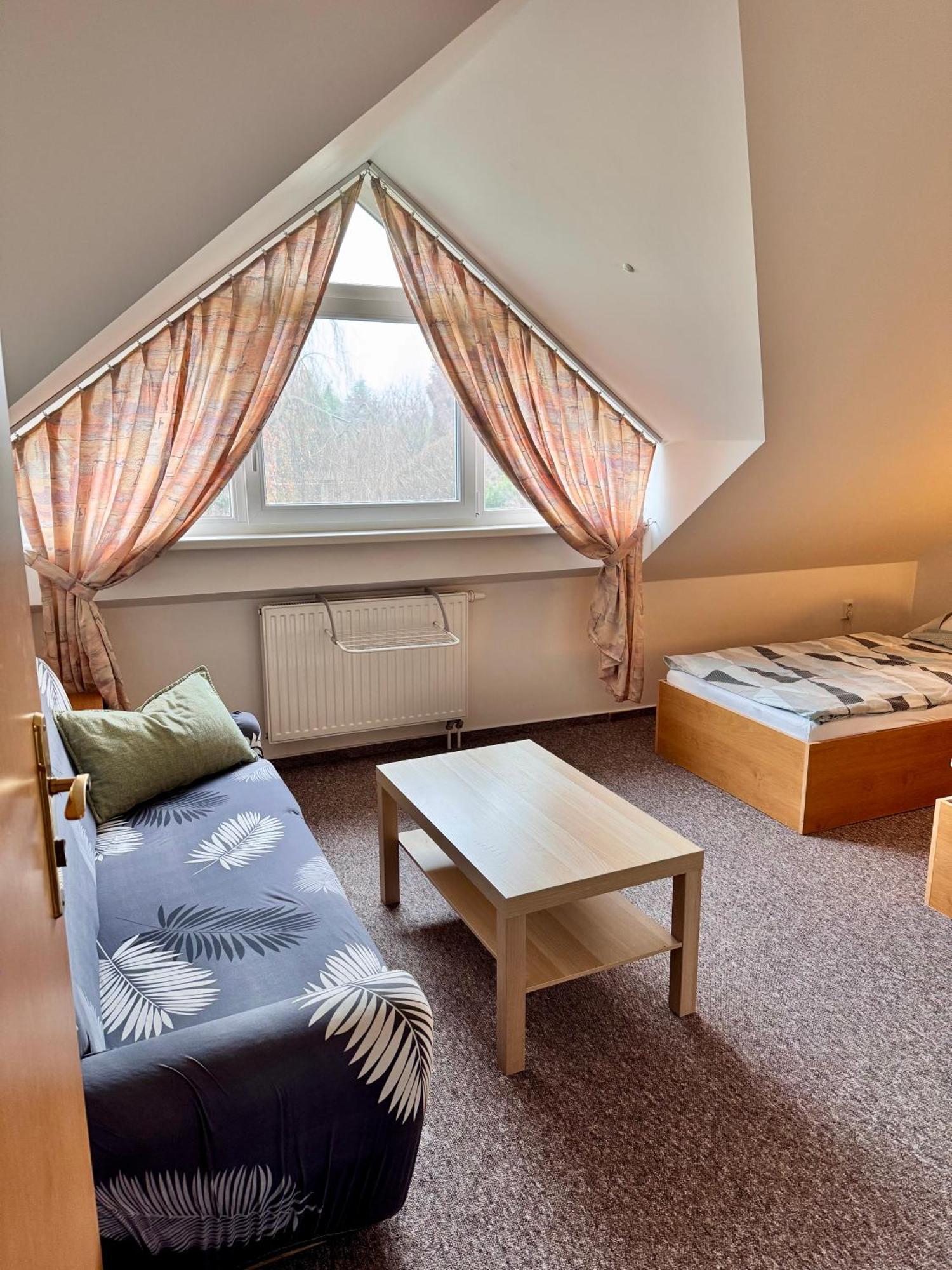 Ji Apartment Modřice Buitenkant foto