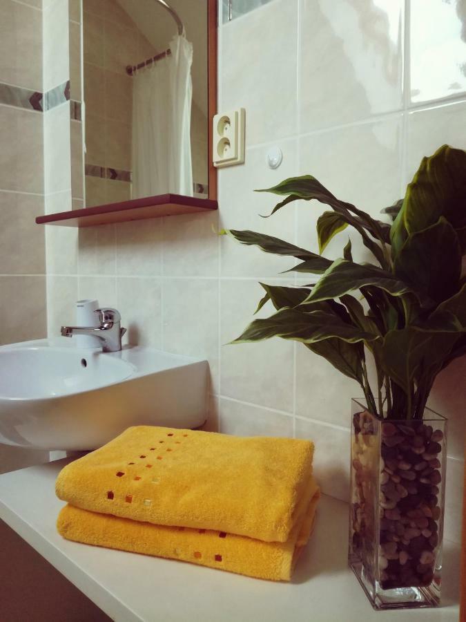 Ji Apartment Modřice Buitenkant foto